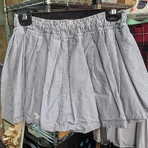 🌛 Abercrombie Thick Fluffy Striped Skirt
